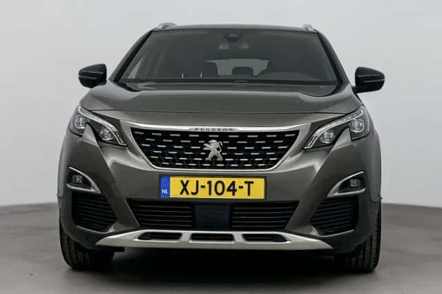 Peugeot 3008 (2019) thumbnail 8