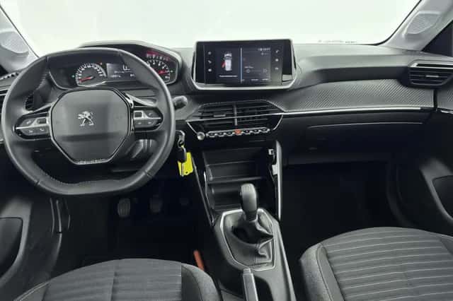 Peugeot 208 (2023) thumbnail 11