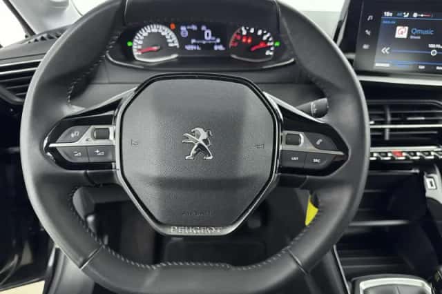 Peugeot 208 (2023) thumbnail 16