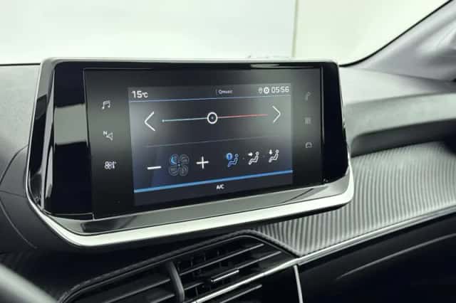 Peugeot 208 (2023) thumbnail 21