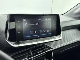 Peugeot 208 (2023) thumbnail 21