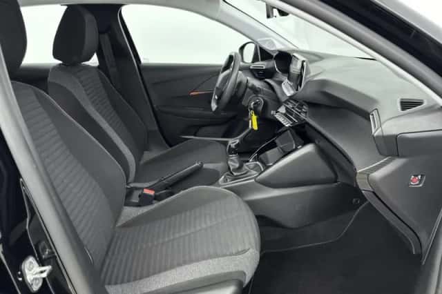 Peugeot 208 (2023) thumbnail 29