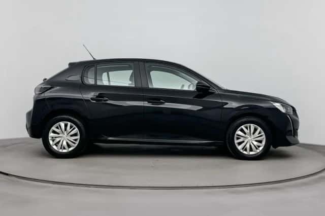 Peugeot 208 (2023) thumbnail 6