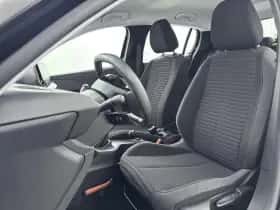 Peugeot 208 (2023) thumbnail 9