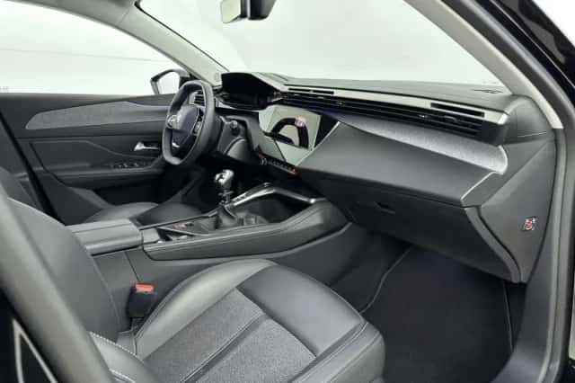 Peugeot 308 (2023) thumbnail 12