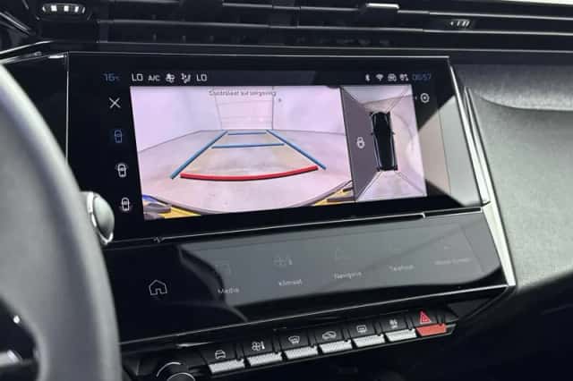 Peugeot 308 (2023) thumbnail 21