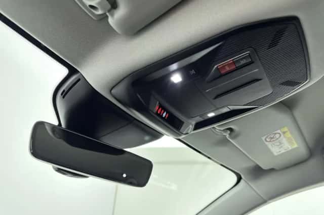 Peugeot 308 (2023) thumbnail 25