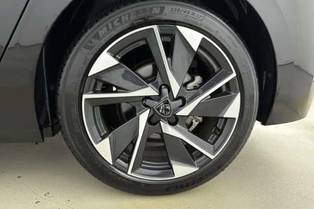 Peugeot 308 (2023) thumbnail 31