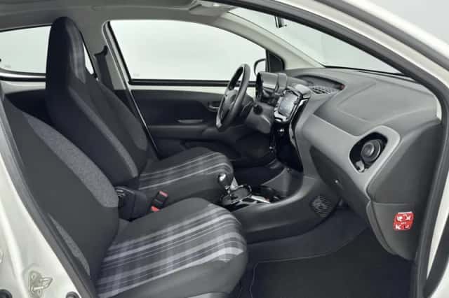 Peugeot 108 (2018) thumbnail 30