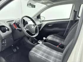 Peugeot 108 (2018) thumbnail 10