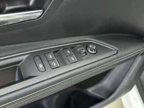 Peugeot 5008 (2022) thumbnail 15
