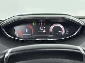 Peugeot 5008 (2022) thumbnail 17