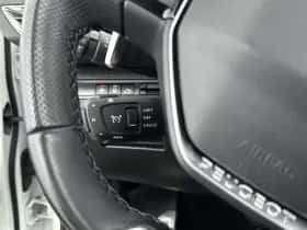 Peugeot 5008 (2022) thumbnail 18
