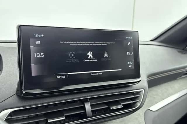 Peugeot 5008 (2022) thumbnail 20