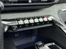 Peugeot 5008 (2022) thumbnail 23