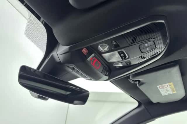 Peugeot 5008 (2022) thumbnail 25