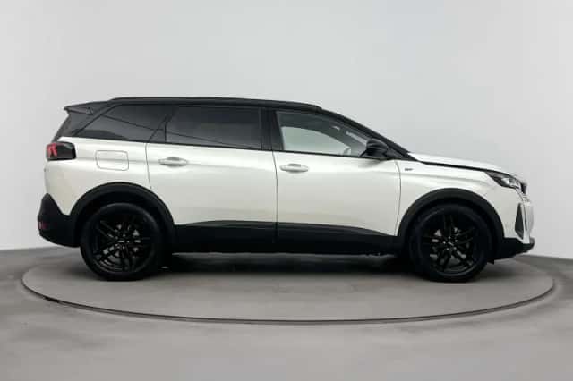 Peugeot 5008 (2022) thumbnail 6
