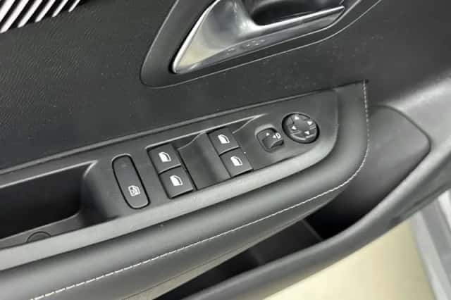 Peugeot 208 (2025) thumbnail 15