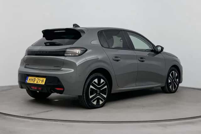 Peugeot 208 (2025) thumbnail 5