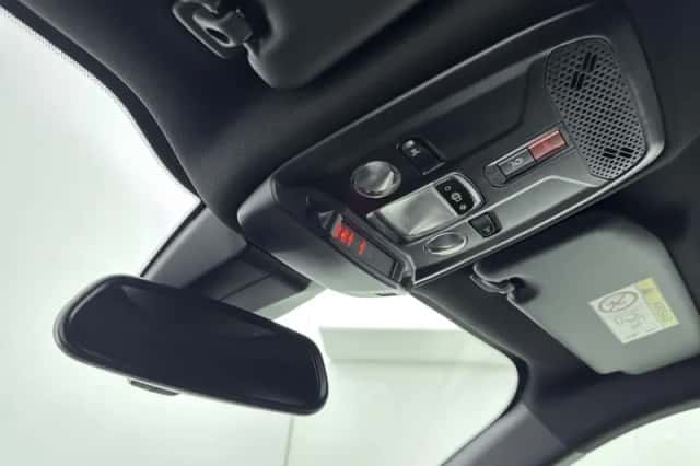 Peugeot e-2008 (2025) thumbnail 26