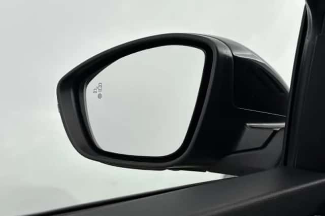 Peugeot e-2008 (2025) thumbnail 28