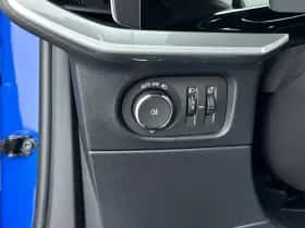 Opel Mokka (2023) thumbnail 38