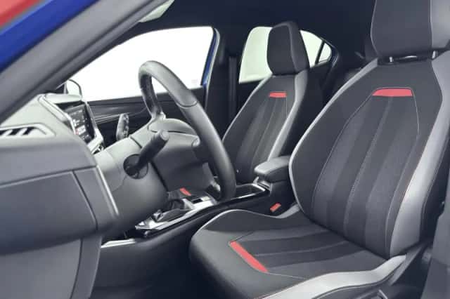 Opel Mokka (2023) thumbnail 9