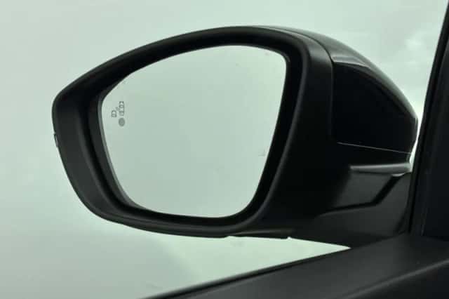 Peugeot e-2008 (2025) thumbnail 29