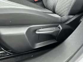 Peugeot e-2008 (2025) thumbnail 29