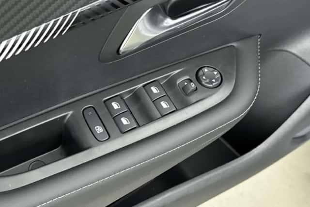 Peugeot 208 (2025) thumbnail 31
