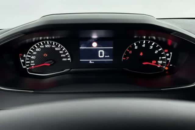 Peugeot 208 (2025) thumbnail 45