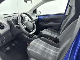 Peugeot 108 (2020) thumbnail 10