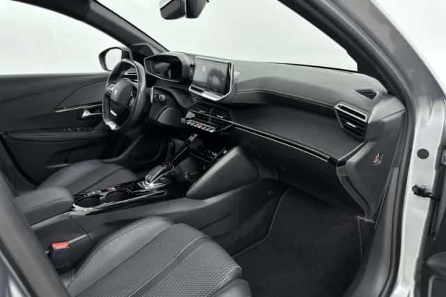 Peugeot 208 (2021) thumbnail 12