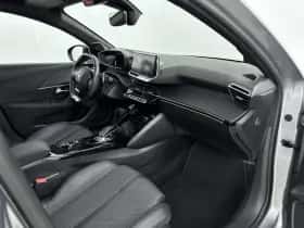 Peugeot 208 (2021) thumbnail 12