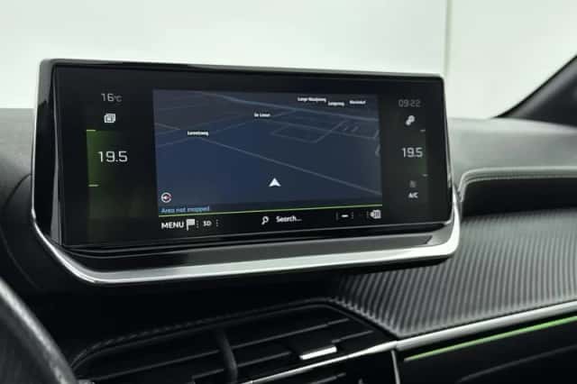 Peugeot 208 (2021) thumbnail 22
