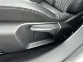Peugeot 208 (2021) thumbnail 30