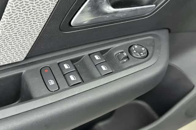 Citroën ë-C4 (2024) thumbnail 15