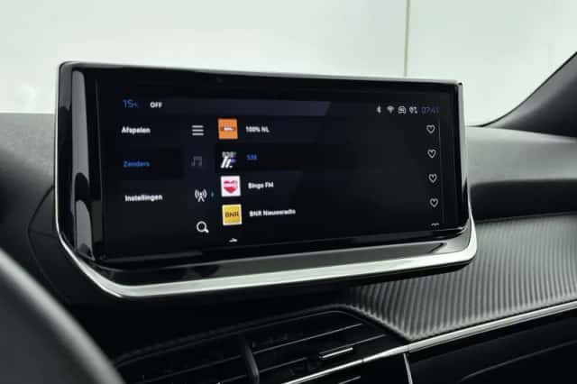 Peugeot e-2008 (2024) thumbnail 19