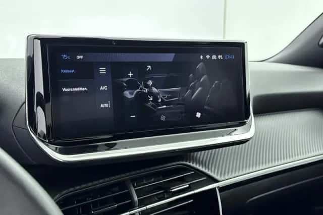 Peugeot e-2008 (2024) thumbnail 28
