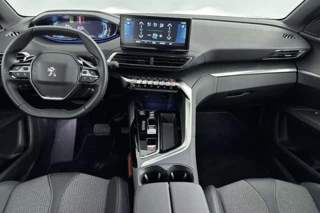 Peugeot 3008 (2024) thumbnail 11
