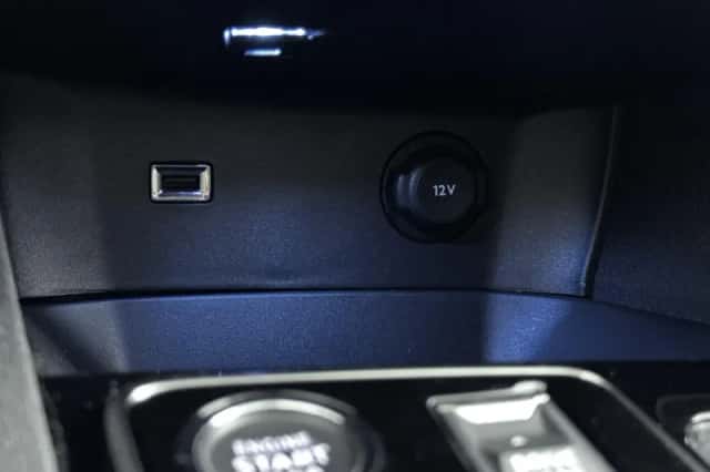 Peugeot 3008 (2024) thumbnail 24