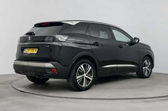 Peugeot 3008 (2024) thumbnail 5