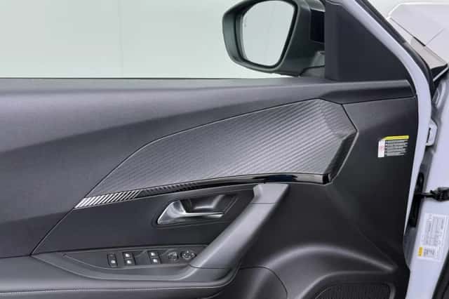 Peugeot 2008 (2025) thumbnail 15