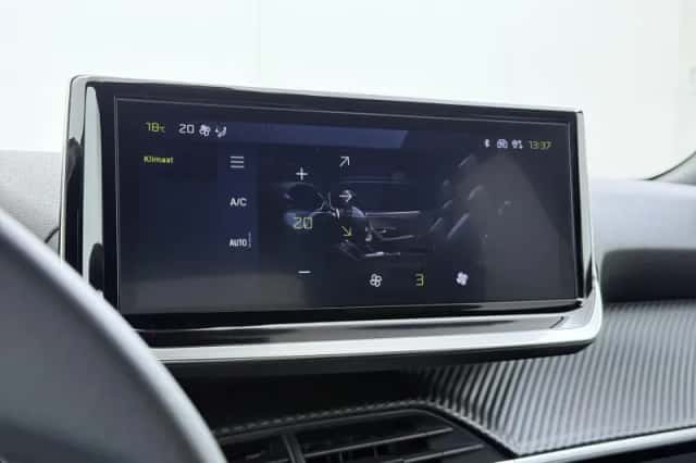 Peugeot 2008 (2025) thumbnail 30