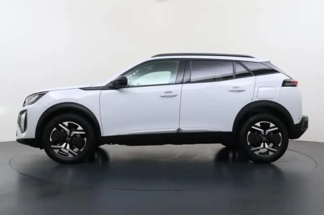 Peugeot 2008 (2025) thumbnail 4