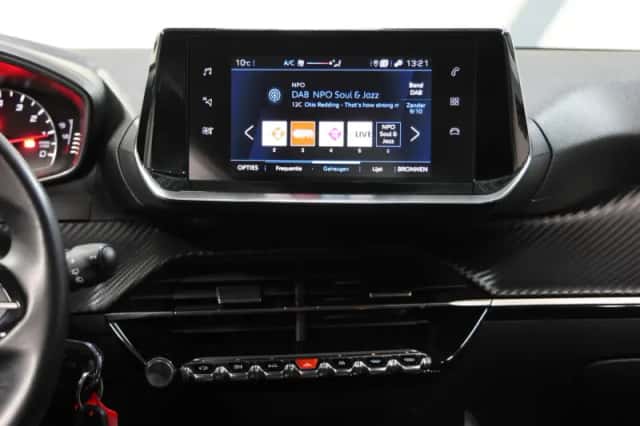 Peugeot 208 (2021) thumbnail 13