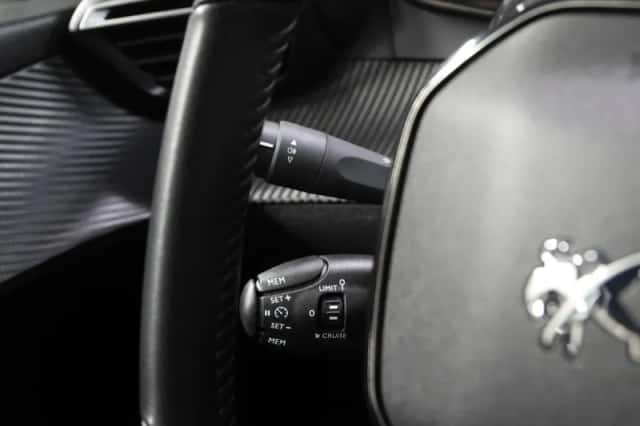 Peugeot 208 (2021) thumbnail 24