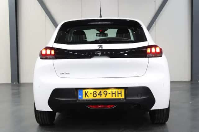 Peugeot 208 (2021) thumbnail 7