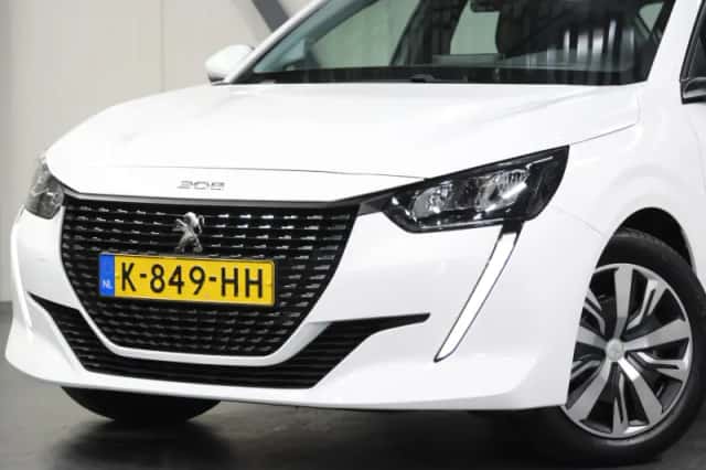 Peugeot 208 (2021) thumbnail 5