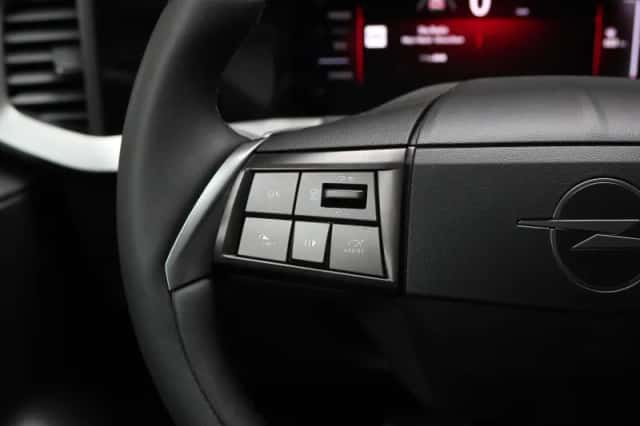 Opel Mokka (2025) thumbnail 23